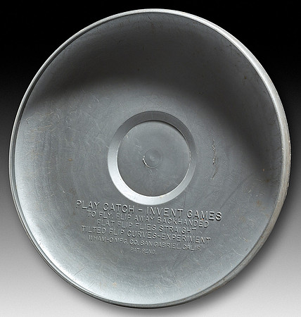 WSS2—Silver with White Designs on Top—Bottom