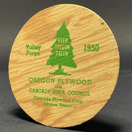 Cascade Plywood Corp.—Oregon Flying Saucer—Plywood—Green—Back