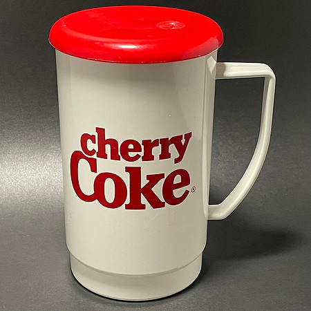 Coca-Cola Cup, Cherry Coke—Teletype Mecca Cup—Mini Lid—Red