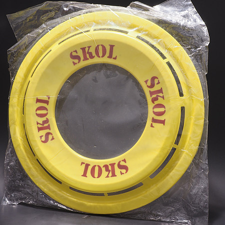 Indústria Brasileira—Flying Ring—SKOL—Yellow—Red