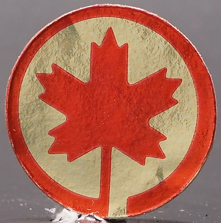 Canadian Maple Leaf—Gold, Red
