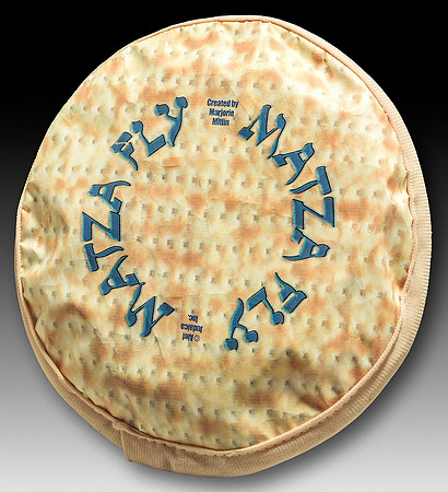 Alef Judaica Inc.—Matza Fly—Cream, Tan