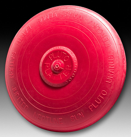 ATPP—American Trends Pluto Platter—Red