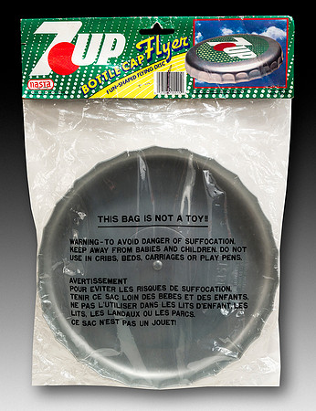 7Up—Nasta Bottle Cap Flyer—Silver—Green, White, Red—Package Back