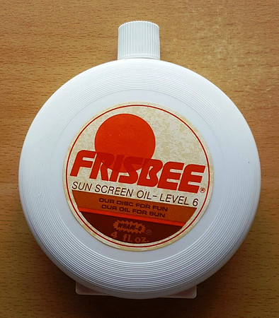FRISBEE Sun Screen Oil—Mini—Attached to Bottle
