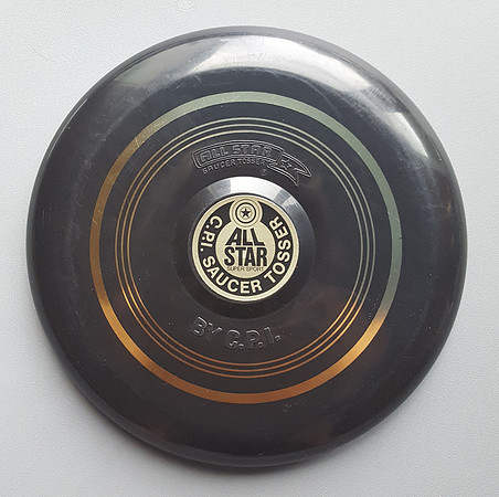 Saucer Tosser, All Star—Black—Gold