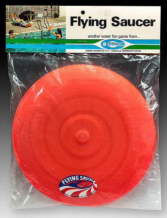 Flying Saucer—Spiral—Red—Flying Saucer Sticker—Package