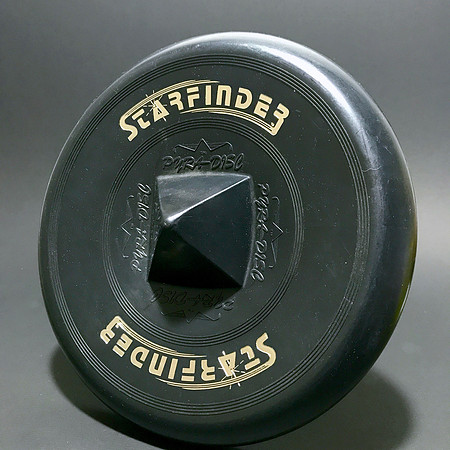 Positive Pyramids—PYRA-DISC Starfinder—Black—Gold