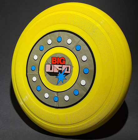 Der Big Spielwarefabrik—Big Ufo—Yellow