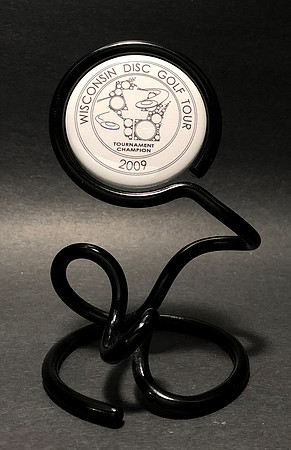 Button Stand—2009 Wisconsin DG Tour—Tom Holsten, Artist