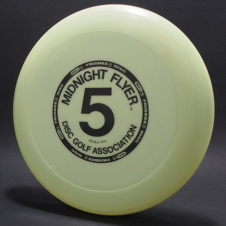 Glow with Fovitec - 30 Watt Daylight Fluorescent Light Bulb for Video & Photography from Amazon