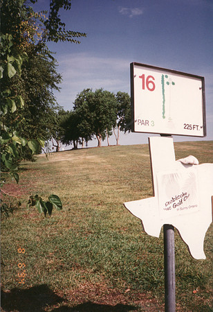 Hole 16 tee sign